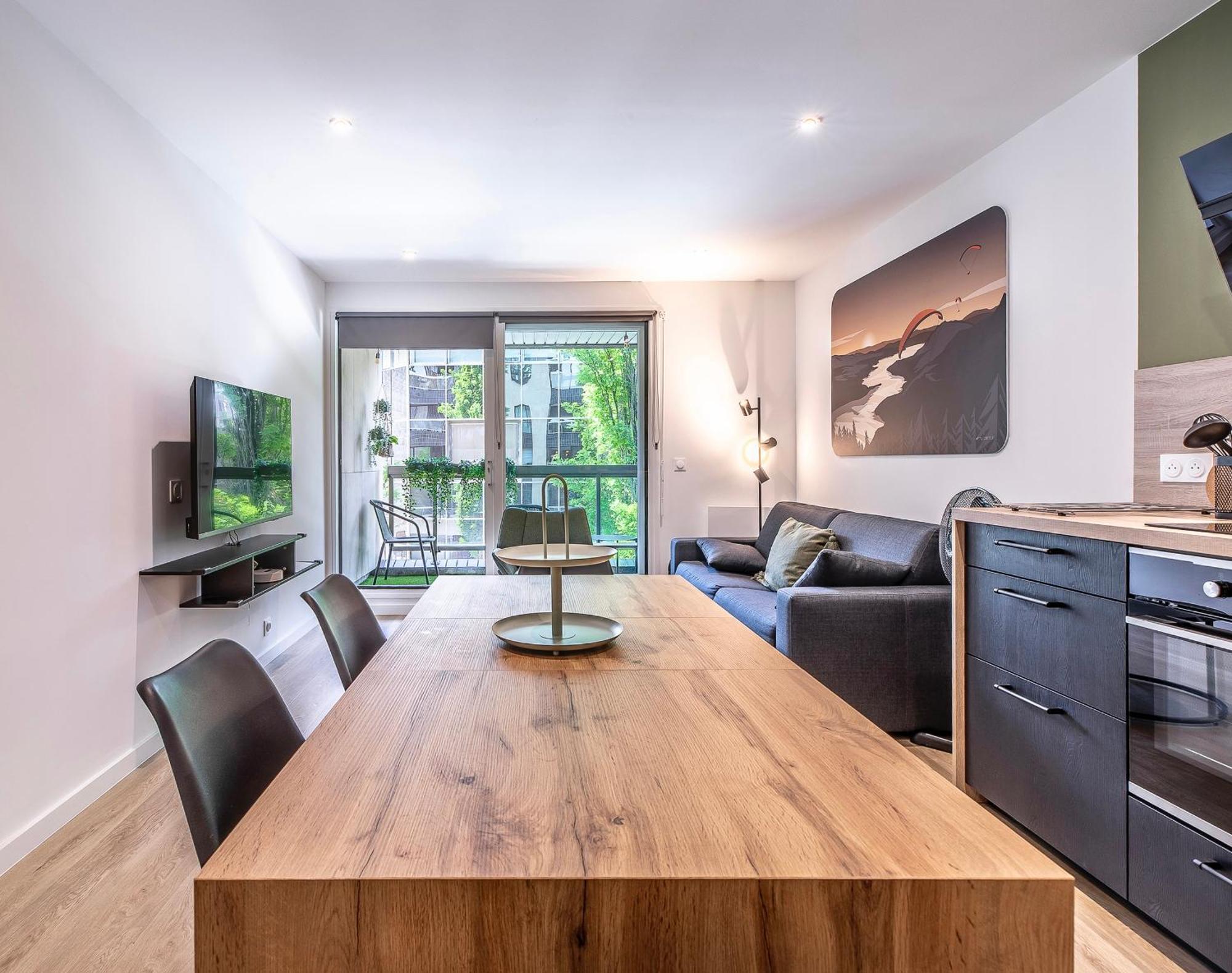 Appartement Moderne Au Coeur D'Annecy - A Deux Pas Du Lac Et De La Vieille Ville Bagian luar foto